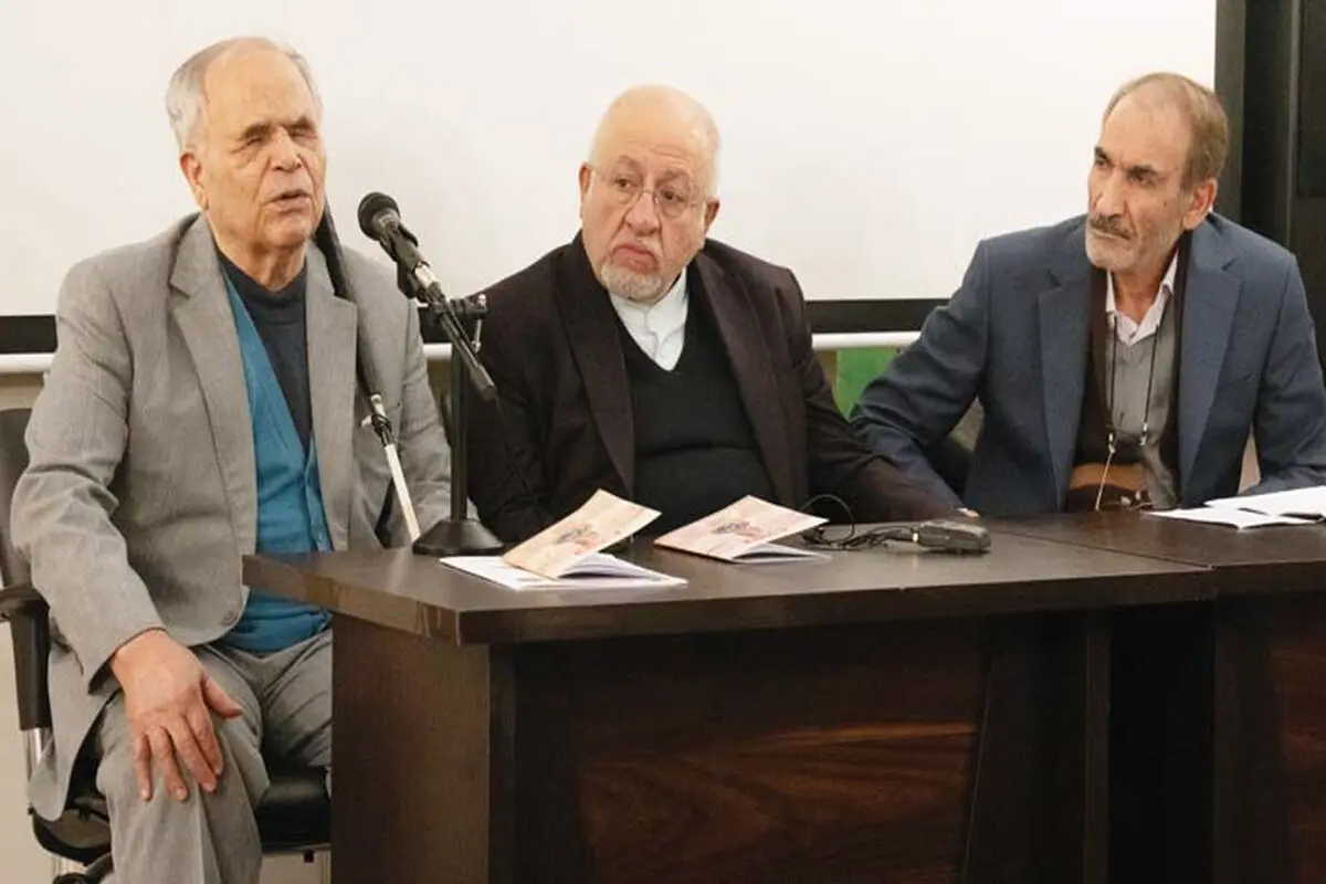 فقط شلاق برای اثبات شکنجه ساواک کافی است