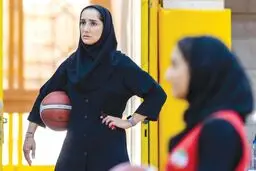 نبرد با توپ و سبد روی صندلی‌های چرخ‌دار