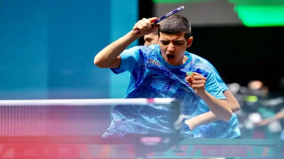 بنیامین فرجی در مسابقات تنیش روی میز قهرمان شد