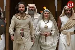 عکس یادگاری بازیگران سریال یوسف پیامبر با بازیگران اخراجی‌ها

