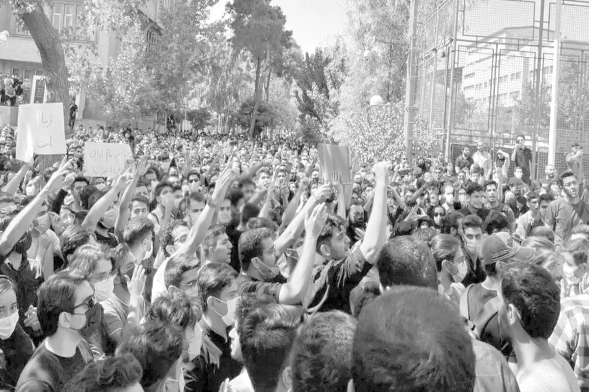 تبعات سخنان غیرقانونی برخی مقامات بر مردم
