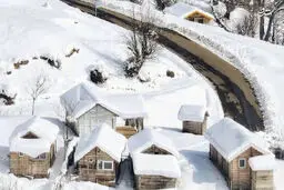 درخواست امدادرسانی به روستاهای در محاصره برف + عکس 