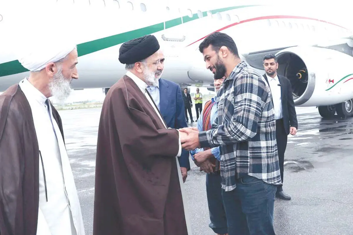 پنجمین قاب دونفره حسن یزدانی و ابراهیم رئیسی
