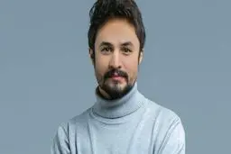 پزشکیان به این خواننده  جایزه داد + عکس