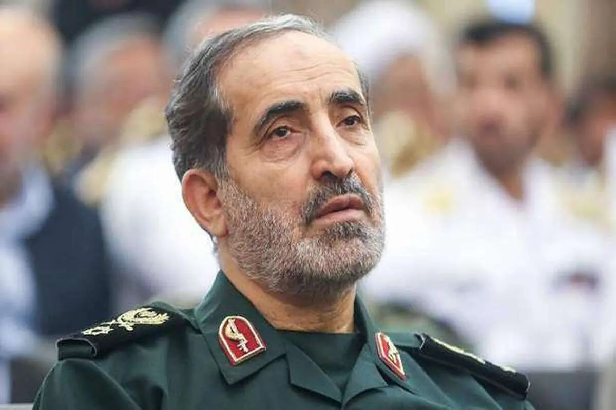 عکسی از دیدار شهیدان شادمانی و رشید با رهبری