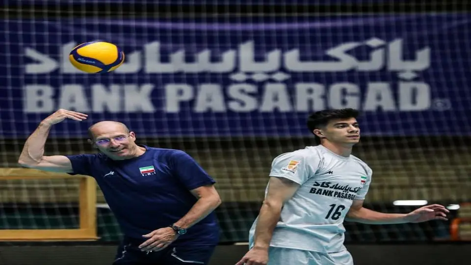 پیاتزا ۱۶ نفر را به اردوی تیم ملی دعوت کرد / دو نفر خط خوردند