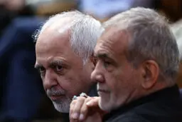 معمای استعفای ظریف
