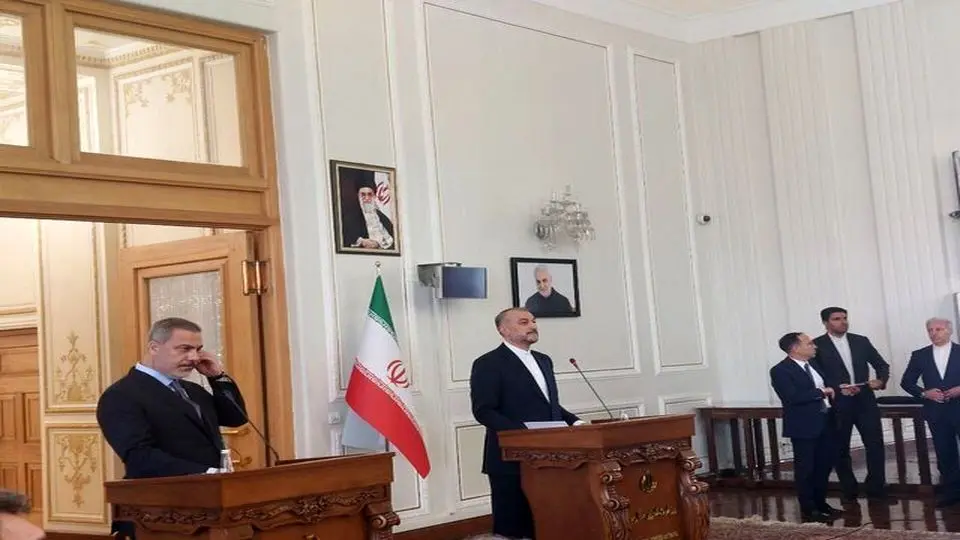 وزیر خارجه ایران: برگزاری نشست سه‌جانبه اقتصادی با ترکیه و عربستان در دستور کار است

