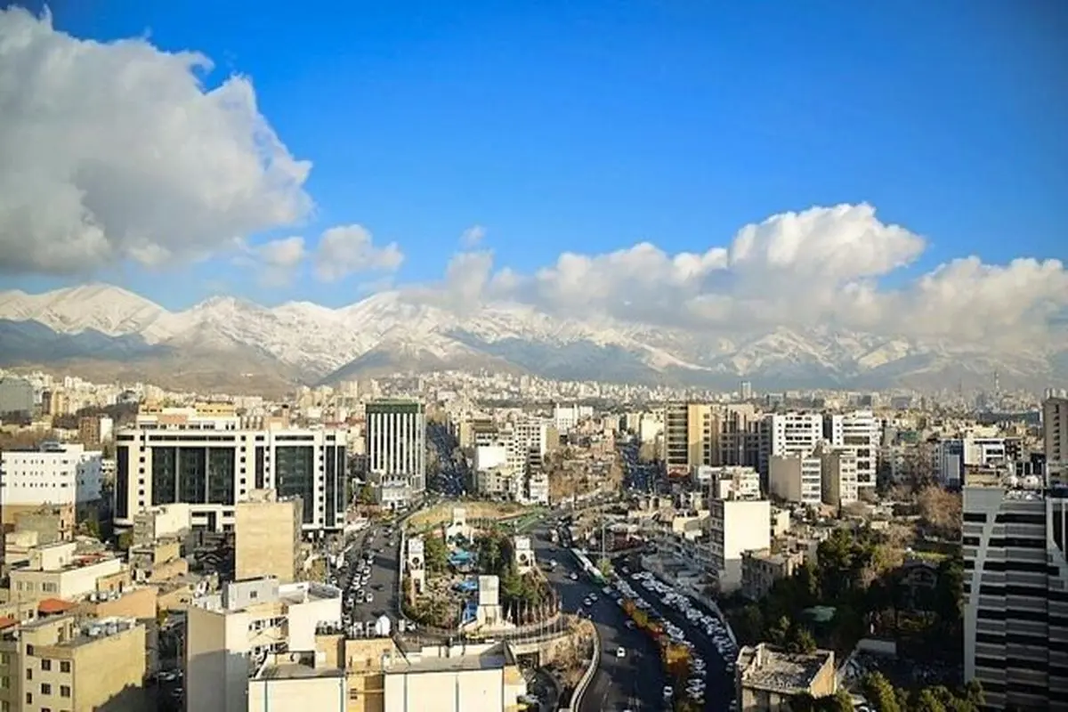 وضعیت هوای تهران صبح جمعه ۲۲ فروردین
