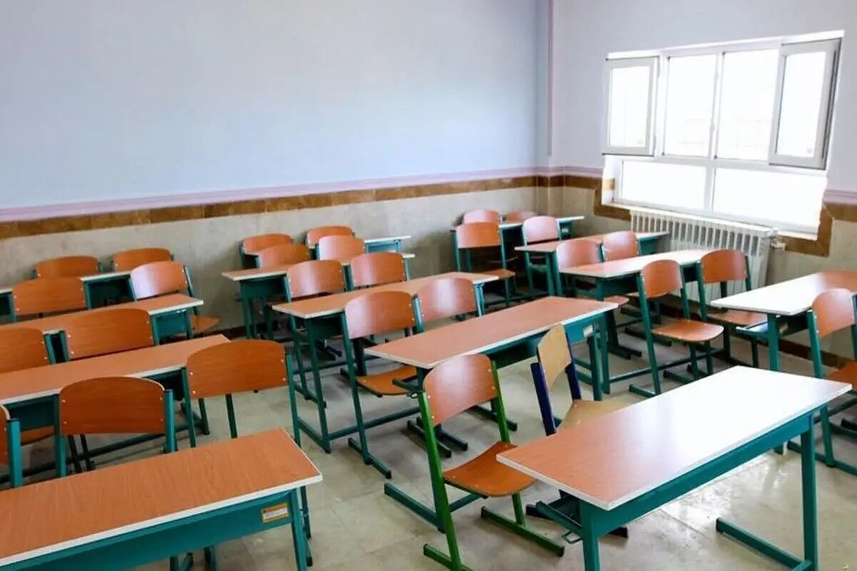 مدارس کرمان سه‌شنبه و چهارشنبه 11 و 12 دی ماه غیرحضوری است 
