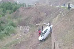 سقوط خودرو به دره در جاده کندوان ۲ فوتی داشت