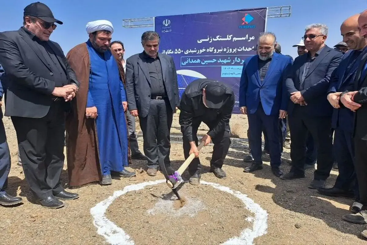 عملیات اجرایی ۲ نیروگاه خورشیدی در ساوه