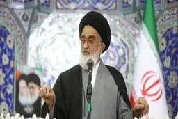 امام جمعه قم: انتخاب رهبری موروثی نبود