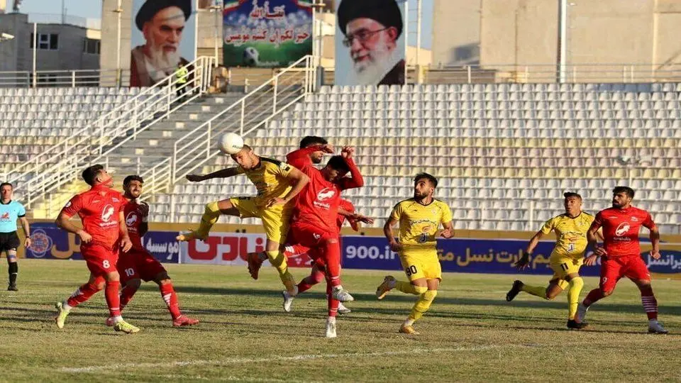 ساعت بازی تراکتور فجر سپاسی امروز چند است و از کدام شبکه پخش زنده می‌شود؟