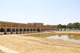 رسیدن آب به زاینده‌رود تا عصر شنبه 