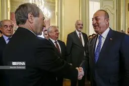 دست دادن وزیر خارجه ترکیه و سوریه پس از یک دهه اختلاف 