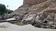 چشمه هفت‌هزارساله تهران کامل خشک شد/ عکس

