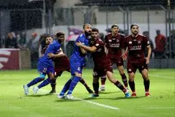 خلاصه بازی استقلال 1 - نساجی 0 / استقلال به رتبه هفتم رسید