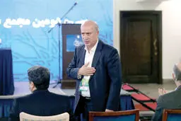 مهدی تاج رئیس فوتبال باقی ماند
