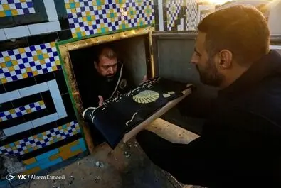 مراسم تعویض پرچم حرم عبدالعظیم الحسنی (ع)