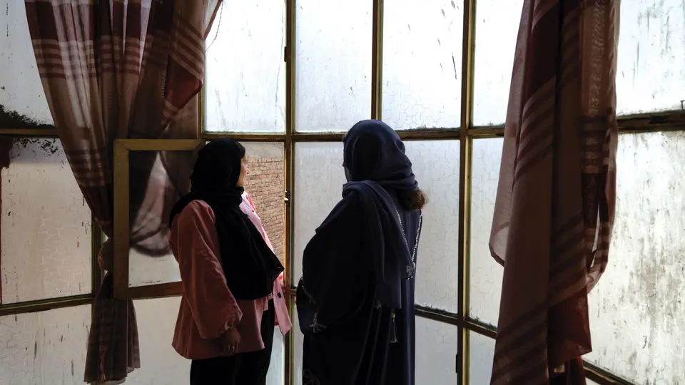 بیفردا در سرزمین مادری