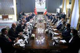 طهران وانقرة تتباحثان بشأن تمدید اتفاقیة تورید الغاز الایراني الى ترکیا 