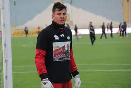 ویدئو درگیری حامد لک با یکی از عکاسان