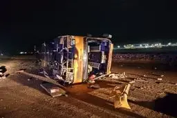 عزل مسئول وقت پاسگاه پلیس راه چترود کرمان/ بررسی دقیق علل حادثه واژگونی اتوبوس