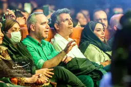 کنسرت روزبه بمانی با حضور عادل فردوسی‌پور

