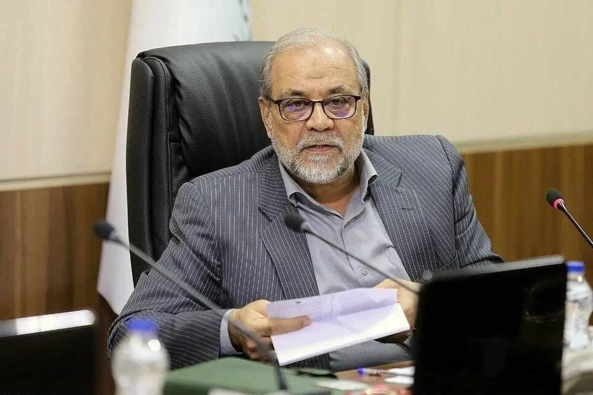 مشاور رهبر انقلاب: تا به زیر کشیدن ترامپ و نتانیاهو، تنگه هرمز را نخواهیم گشود
