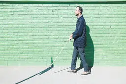 ترحم، نگاه خیره و سؤال بی‌مورد از افراد دارای معلولیت ممنوع