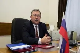 اولیانوف: وقت آن است که آمریکا به میز مذاکره با تهران برگردد