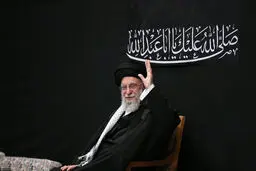 یک دقیقه سکوت مجلس مالزی برای شهادت رهبر انقلاب