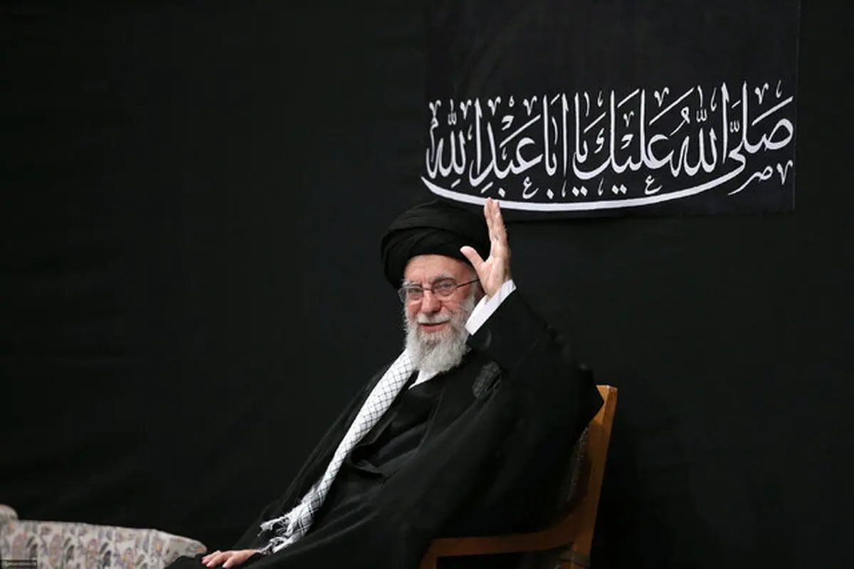 یک دقیقه سکوت مجلس مالزی برای شهادت رهبر انقلاب