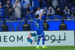 پایان الهلال ۴ - یک پرسپولیس ؛ استقلال به منطقه صعود بازگشت
