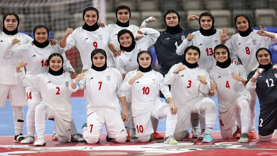 تیم فوتسال دختران ایران به مرحله نهایی راه یافت