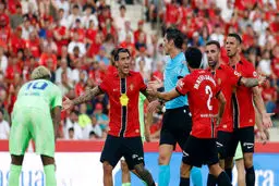 انتشارمکالمه داوربازی بارسلونا با var