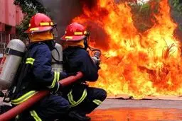 حمله به پالایشگاه راس لفان قطر