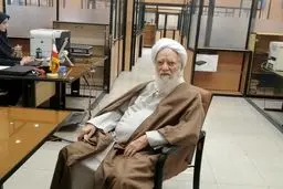 موحدی کرمانی کاندیدای انتخابات مجلس خبرگان شد/ رمضانی گیلانی هم نماینده فرستاد
