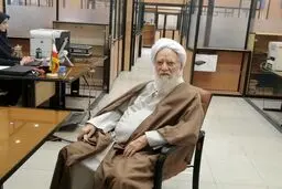 موحدی کرمانی کاندیدای انتخابات مجلس خبرگان شد/ رمضانی گیلانی هم نماینده فرستاد
