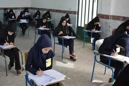 امسال میانگین نمرات دانش‌آموزان سال آخر 10 و 2 صدم است