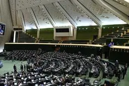 استعفای داوطلبان نمایندگی مجلس ۶ ماه قبل از ثبت‌نام

