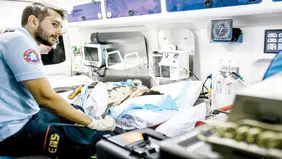 چشم یک ملت به بیمارستان