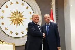 ترامپ در آستانه نشست ناتو: گرینلند باید زیر نظر آمریکا اداره شود