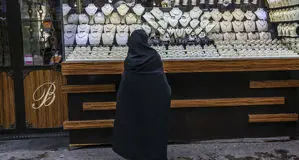 قیمت دلار، طلا و سکه ظهر امروز سه شنبه ۲۶ خرداد ۱۴۰۵ / سکه طی 2 روز 13 میلیون تومان ارزان شد + جدول