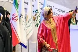 انتقاد تند روزنامه فرهیختگان از همایش زنان تاثیرگذار و جشنواره خورشید
