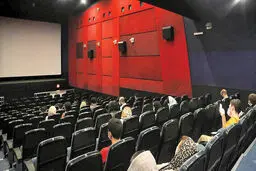 سینماها روز گذشته ۲.۵ میلیارد فروش داشتند