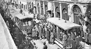 عکس جالب از دختران کتاب‌خوان عهد قاجار
