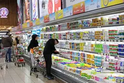 هشدار وزارت کار / مردم تخلفات گرانفروشی کالاهای کالابرگی را اعلام کنند

