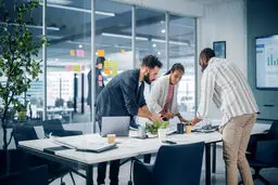 چرا مدیریت محصول به قدرتمندترین اما منفور‌ترین شغل صنعت فناوری تبدیل شده است؟
